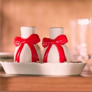 Anthropologie Benedita Stoneware Bow Salt & Pepper Shakers | Red | NIB